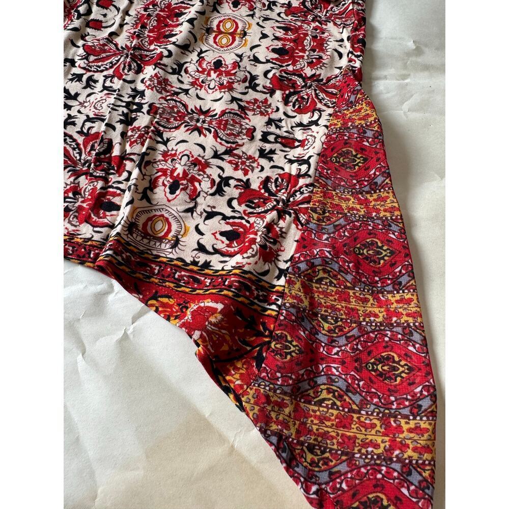 Fylo Blouse Medium Paprika Floral Short Sleeve NWT - Picture 3 of 8